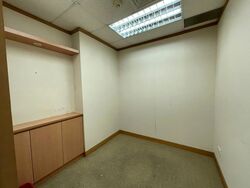 High Street Plaza (D6), Office #631417071